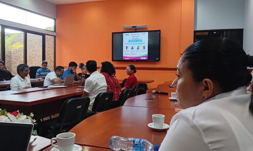 Más de 3 mil docentes fortalecen estrategias de comprensión lectora en ...