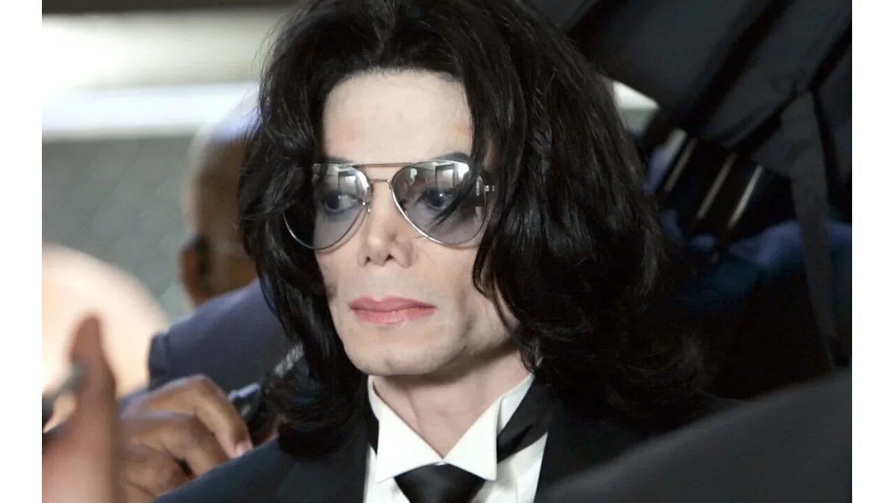 Demanda por abuso sacude legado de Michael Jackson hoy
