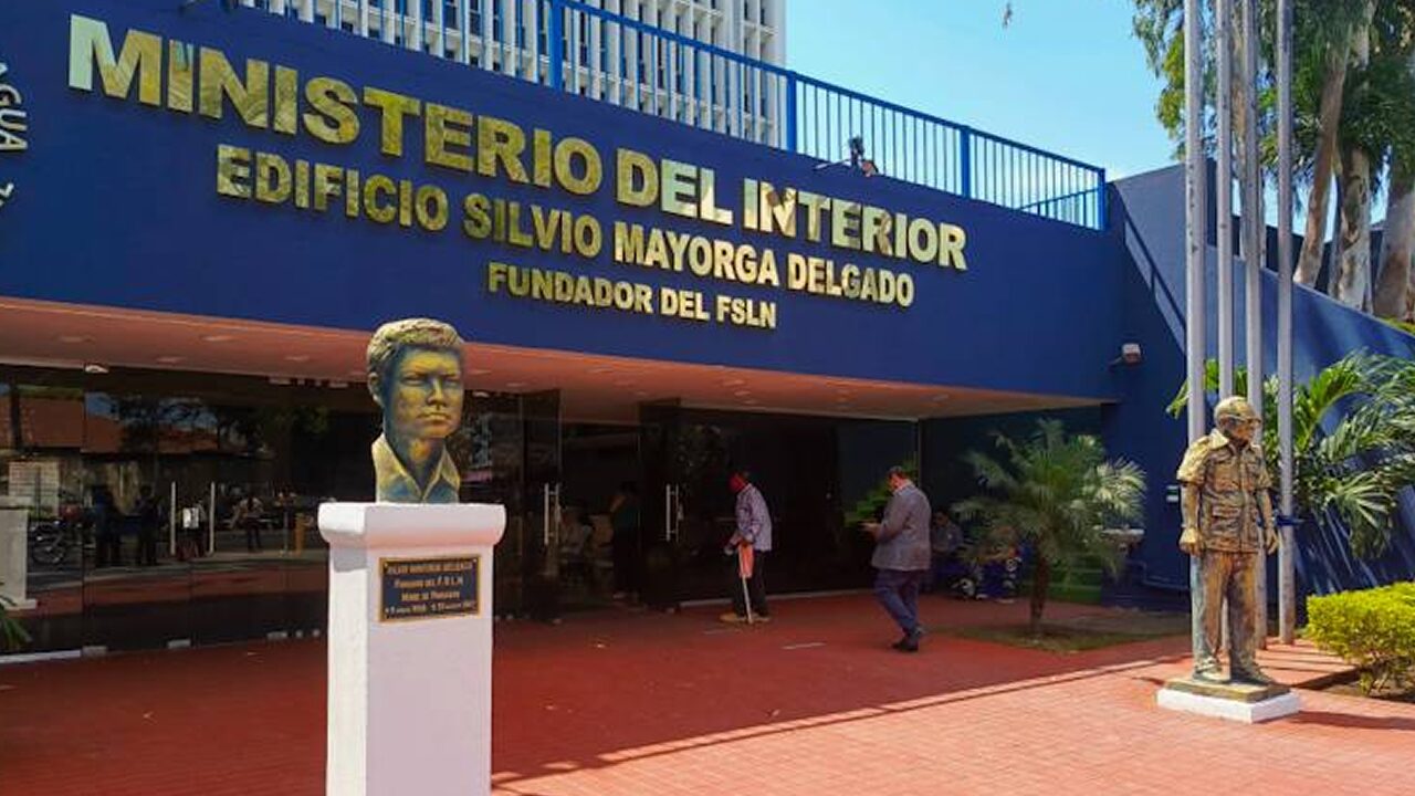 Oficinas del Ministerio del Interior garantizan más de 127 mil servicios