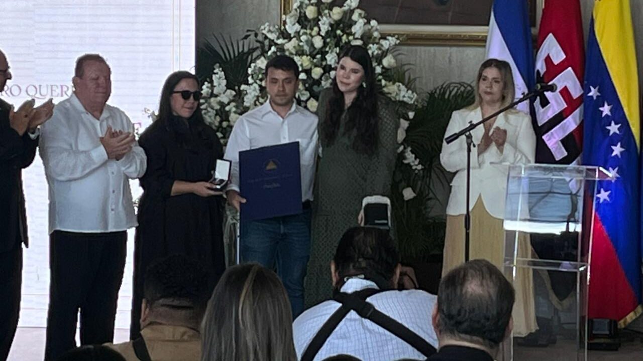Otorgan Orden “Rubén Darío” en emotivo homenaje póstumo a Fernando Fuentes