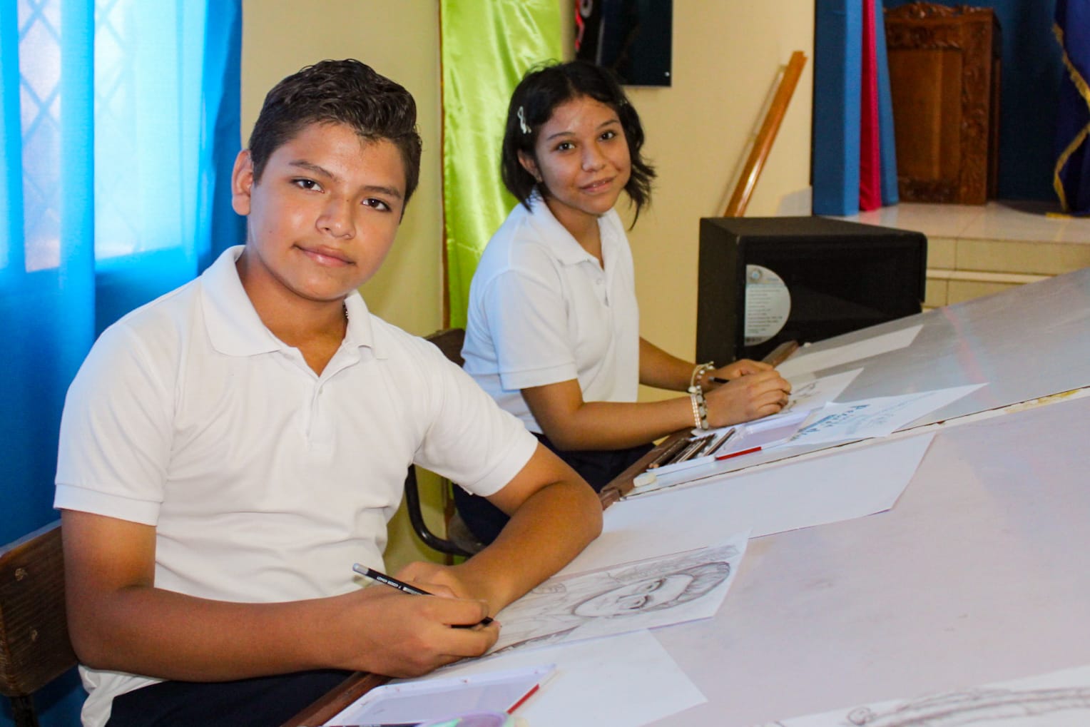 Granada se suma al circuito educativo “Abril: Arte, Creatividad, Paz e Identidad”