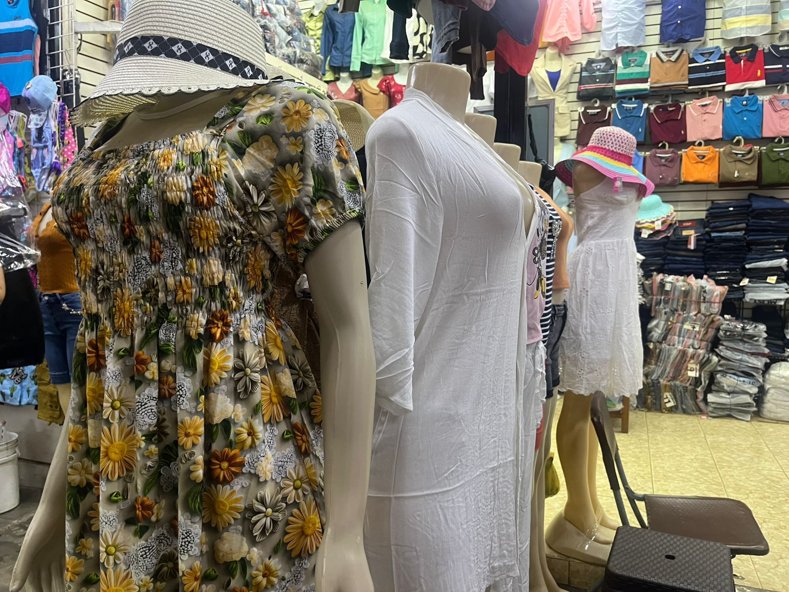 Comerciantes del Roberto Huembes reportan buenas ventas en semana santa