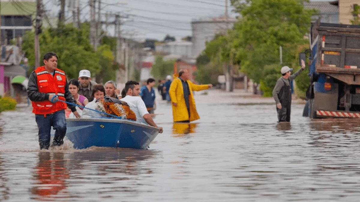 Campaña social garantiza ayuda a familias afectadas por inundaciones en Brasil