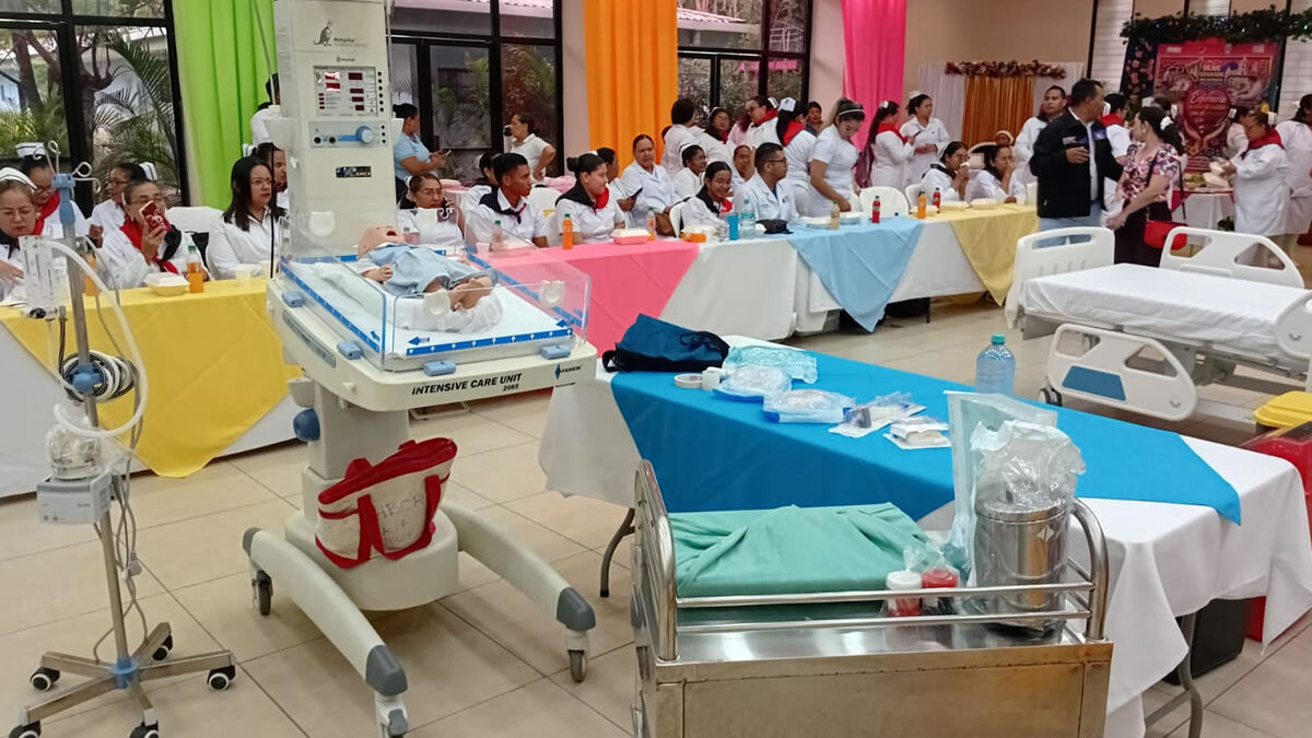 Minsa capacita a enfermeros en protocolos para reducir la mortalidad materna