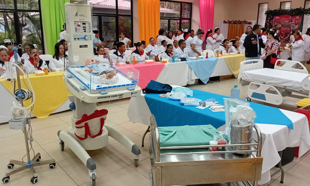 Minsa capacita a enfermeros en protocolos para reducir la mortalidad materna