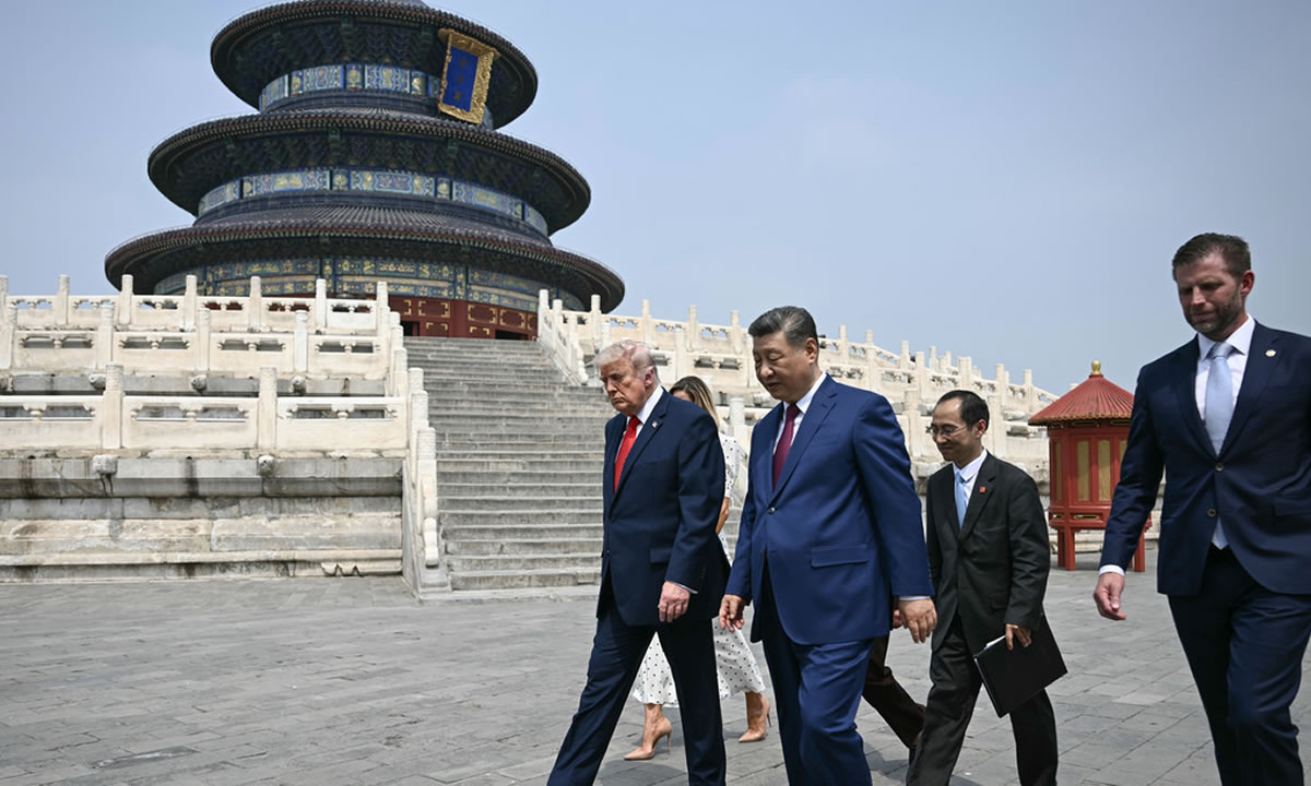 Trump evita responder preguntas en su primer encuentro con Xi Jinping