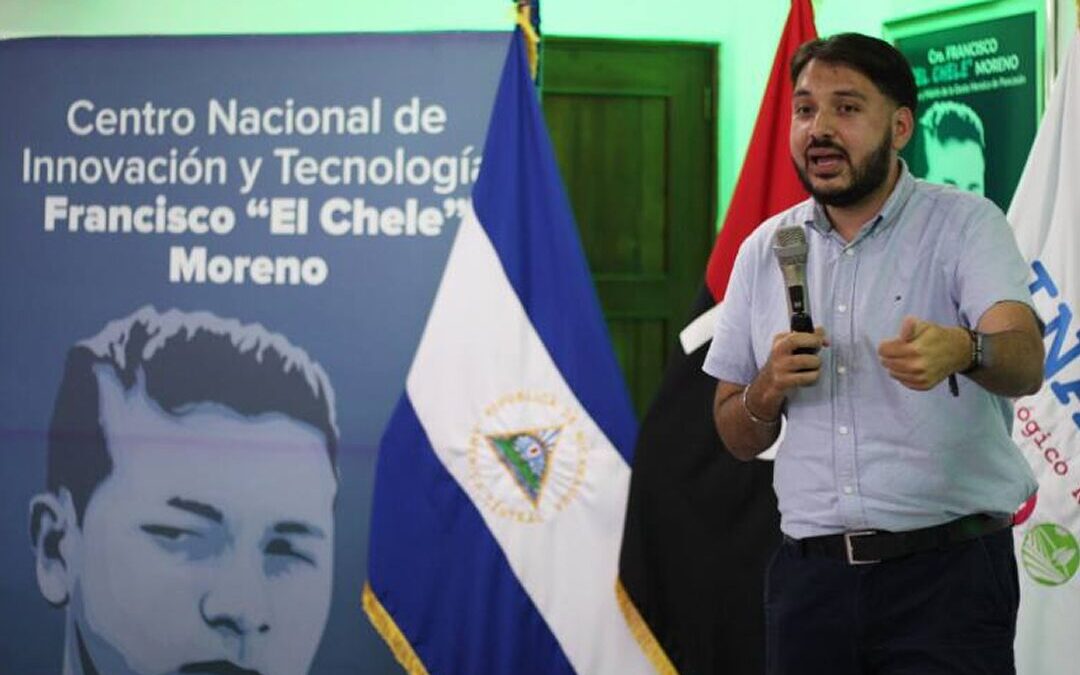 Servidores públicos nicaragüenses culminan talleres en Inteligencia Artificial