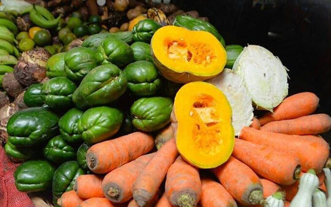 Respiro económico: alimentos básicos reducen costos