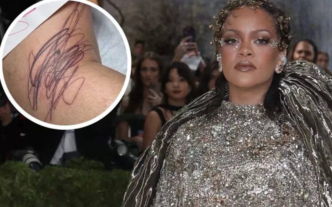 Rihanna causa polémica por tatuaje inspirado en sus hijos