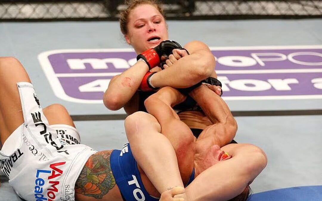 Ronda Rousey vuelve a las MMA con su llave más letal