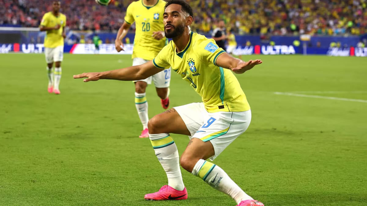 Brasil golea 3-0 a Escocia y avanza como líder del Grupo C