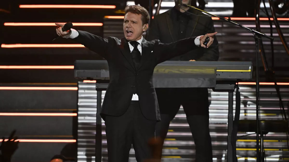 Luis Miguel hospitalizado: el “Sol de México” se sometió a una cirugía