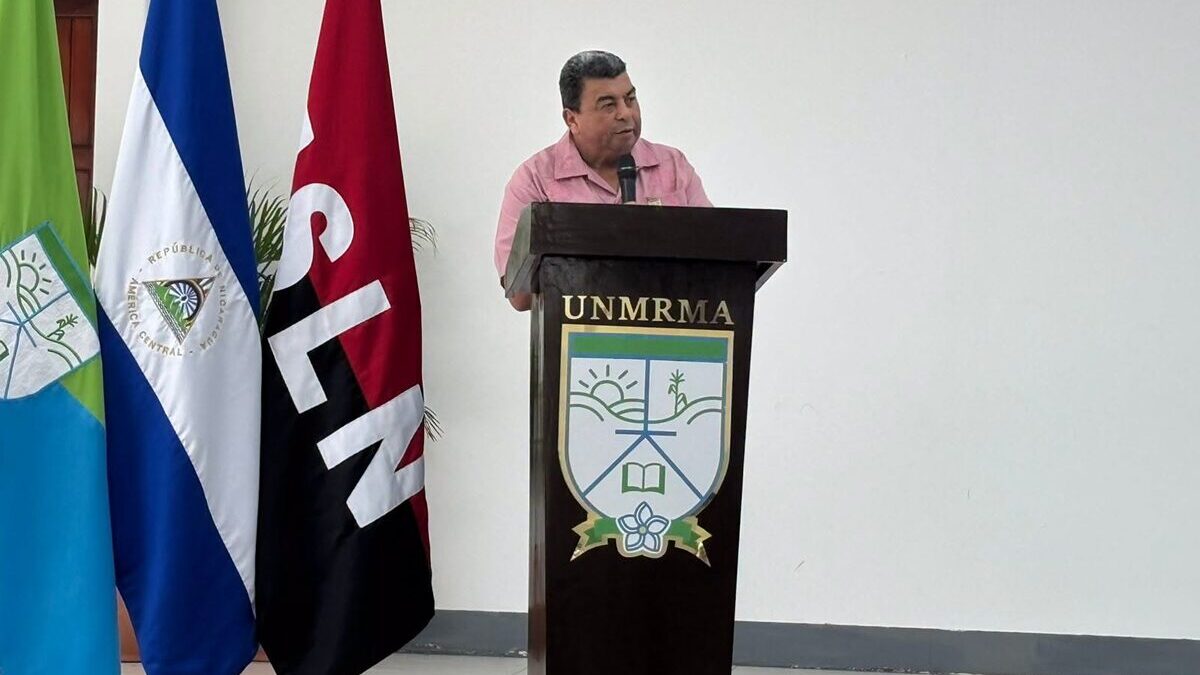 Brindan charla sobre 46 años del proceso democrático en Nicaragua