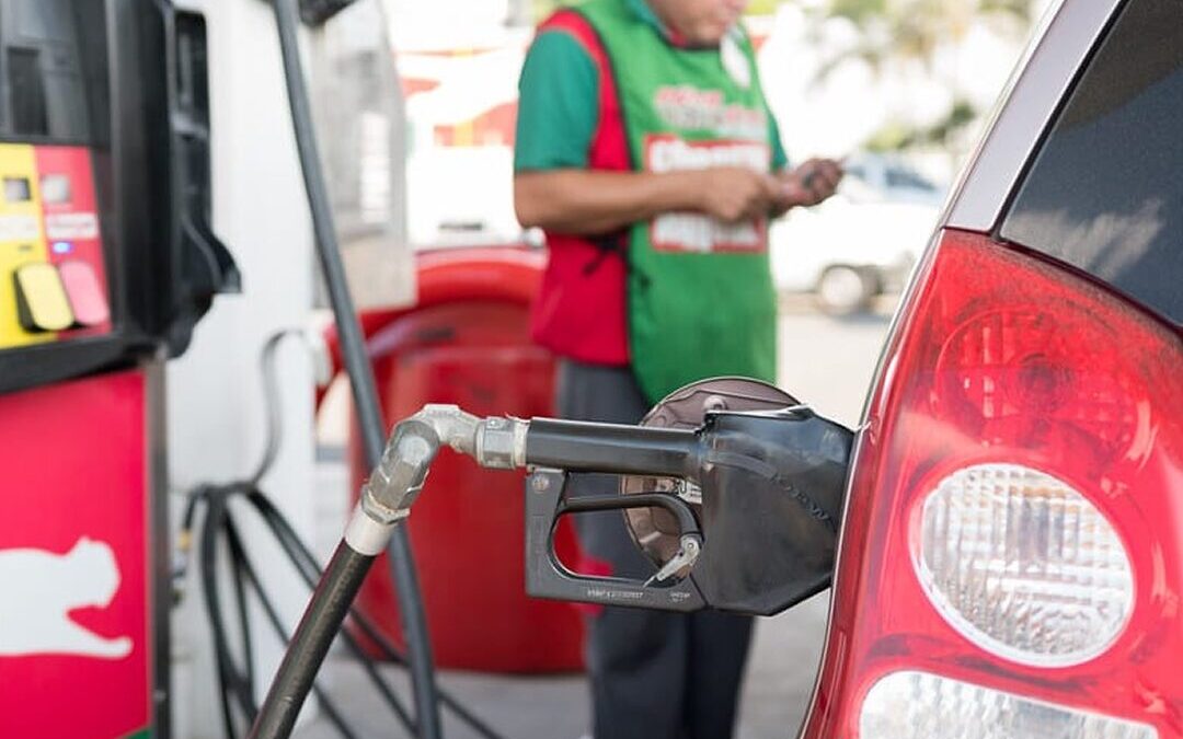 Nicaragua mantiene estables los precios de los combustibles
