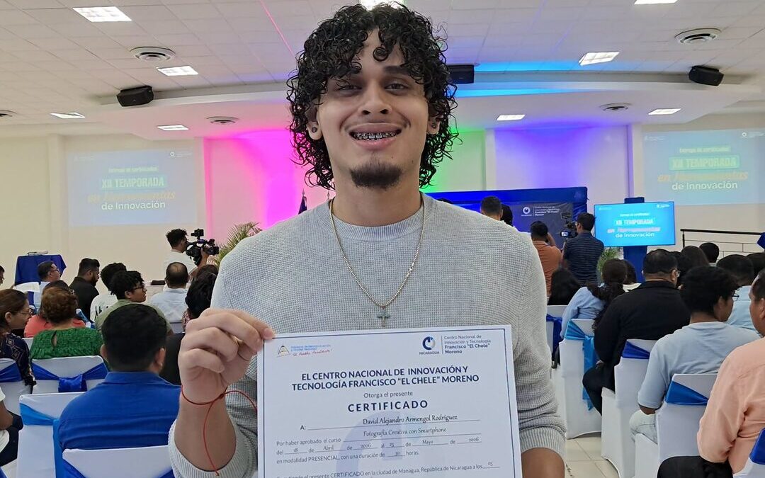 Jóvenes nicas son certificados por INATEC en innovación tecnológica