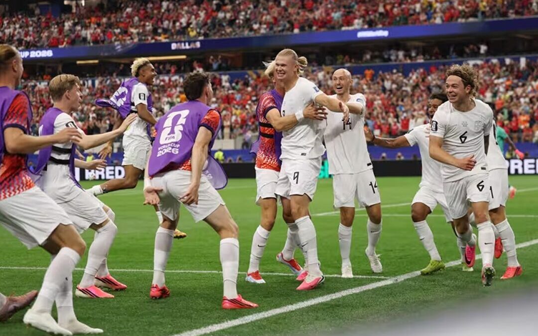 Noruega se lleva la victoria 2-1 y será el rival de Brasil