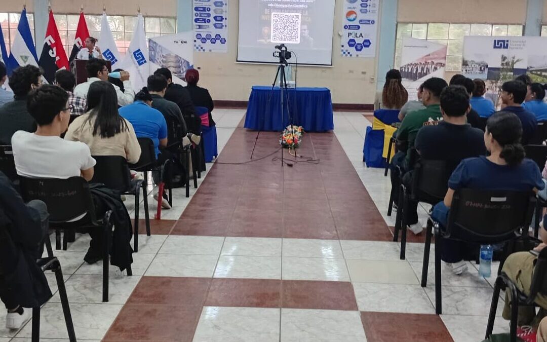 Estudiantes de ingeniería presentan proyectos para el país