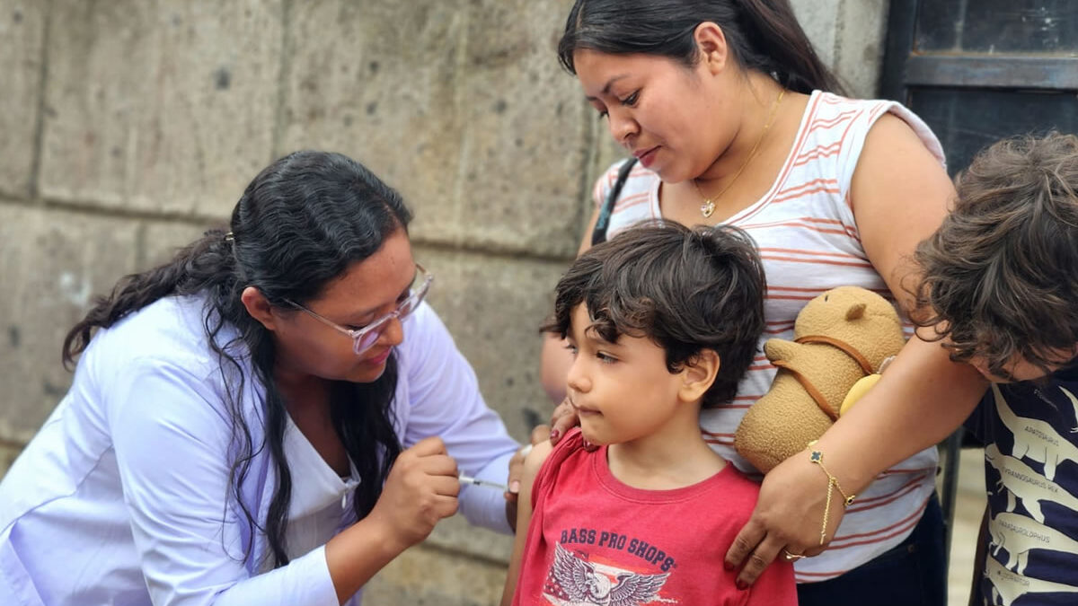 Brigadas médicas atienden a las familias del barrio Dios Proveerá