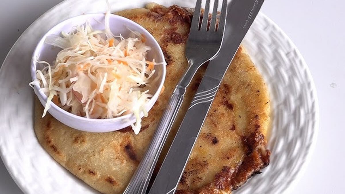 Pupusas, Rosti y Más: un emprendimiento que impulsa la economía familiar
