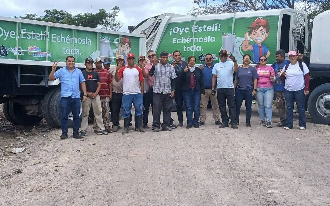 Mejoran camino que conduce al vertedero municipal de Estelí