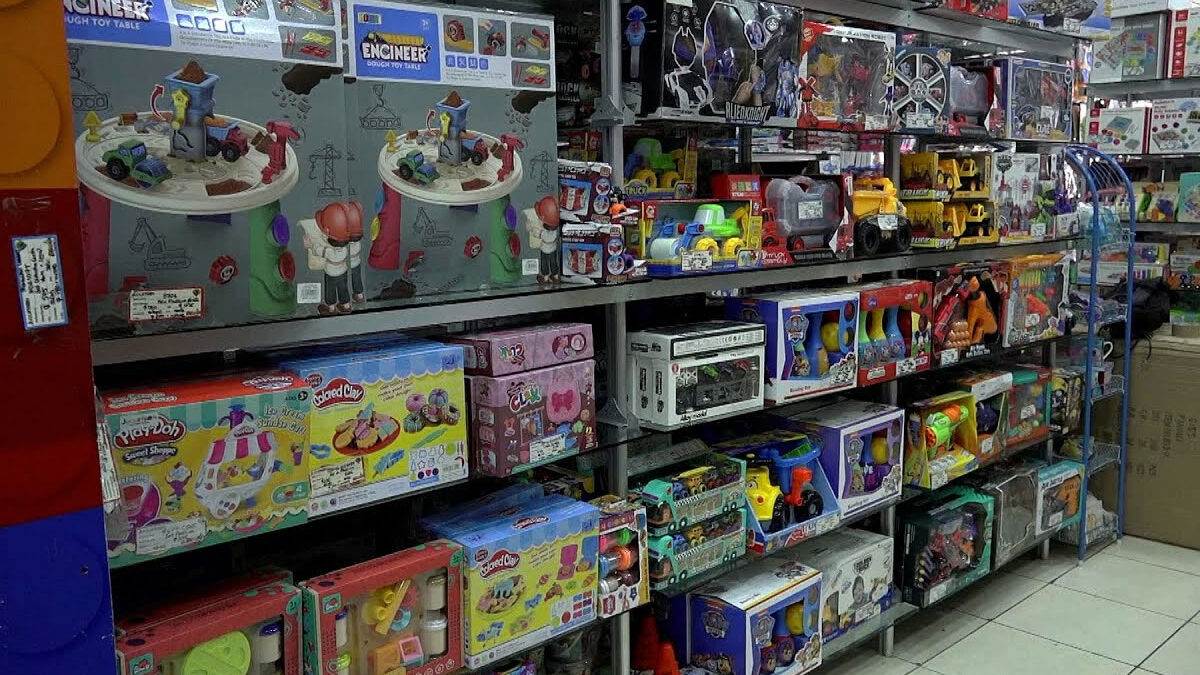 Aumenta la demanda de juguetes en «Juguetrón» para la tradicional Gorra