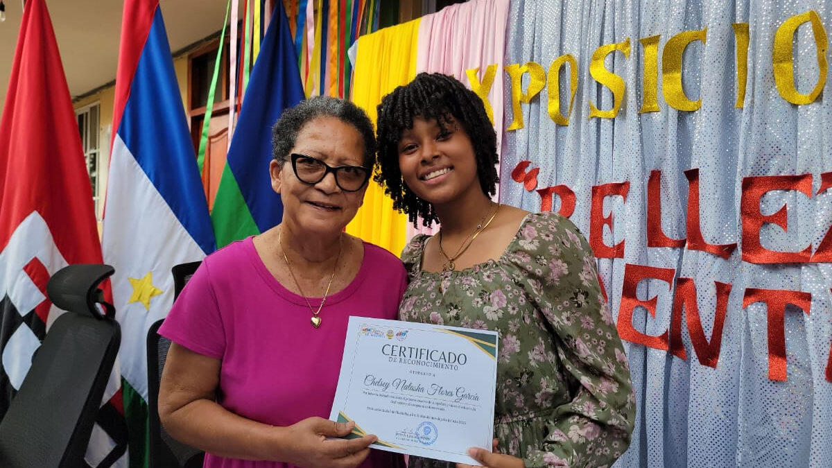Bluefields rinde homenaje a la artista Nidia Taylor