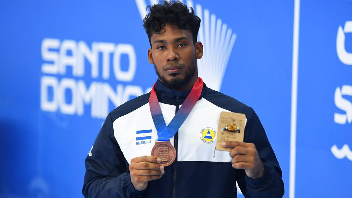 Norwin Washington conquista el bronce para Nicaragua en pesas