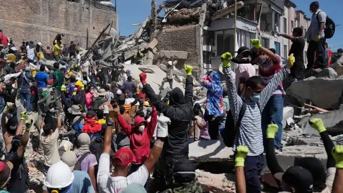 Sismo de 7.4 en Colombia deja 285 muertos y casi 4.000 heridos