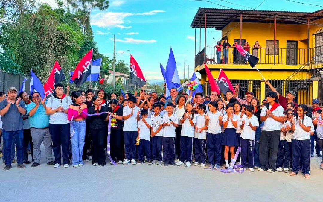 Inauguran proyecto de adoquinado en el Distrito III de Estelí