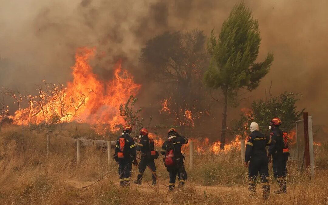 Incendios en Washington obligan a evacuar a 60 mil personas