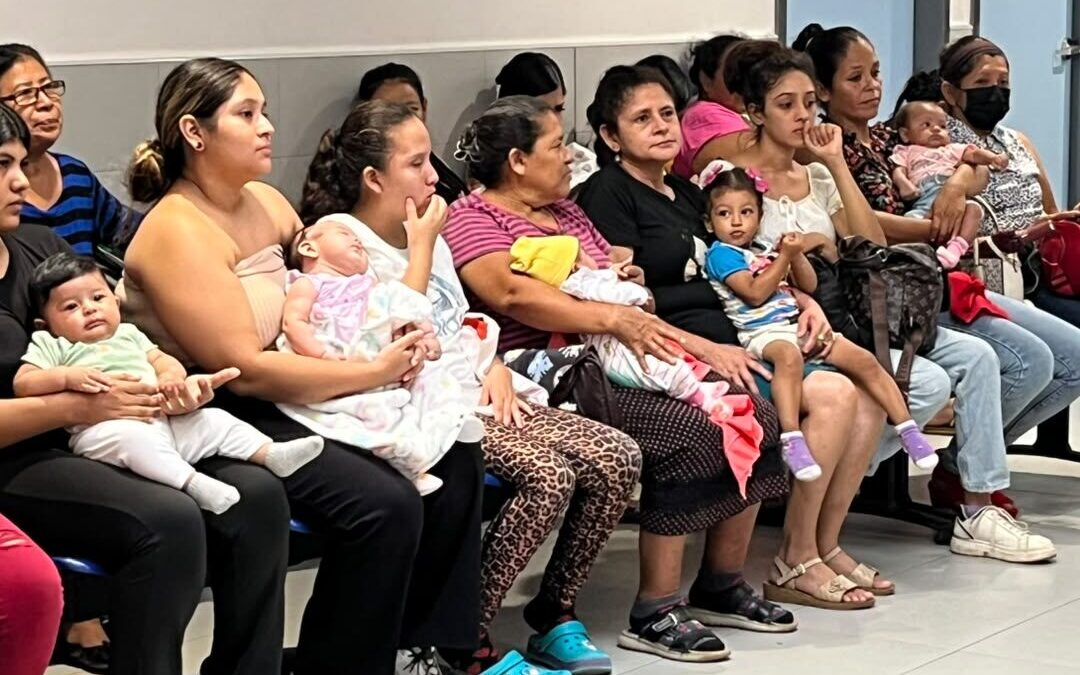 Promueven lactancia materna exclusiva con jornada formativa