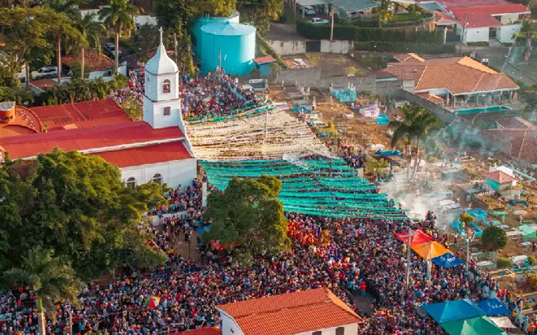 Santo Domingo regresa a Las Sierritas y cierra con fe sus fiestas tradicionales