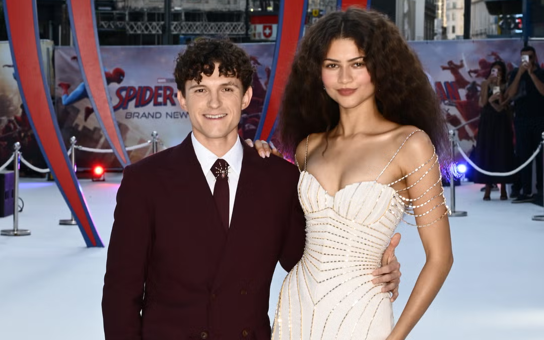 Zendaya y Tom Holland sellan su amor con una boda secreta