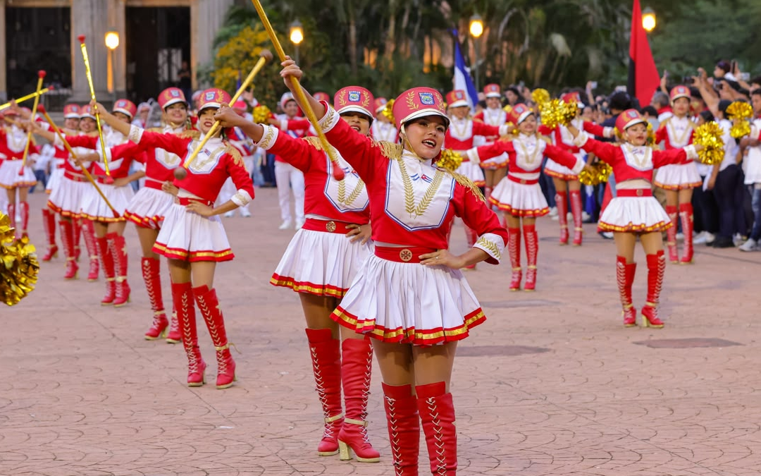 Jóvenes conmemoran 205 años de la independencia centroamericana