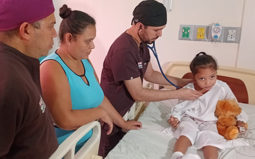 Hospital La Mascota realiza cateterismos cardíacos a 15 niños