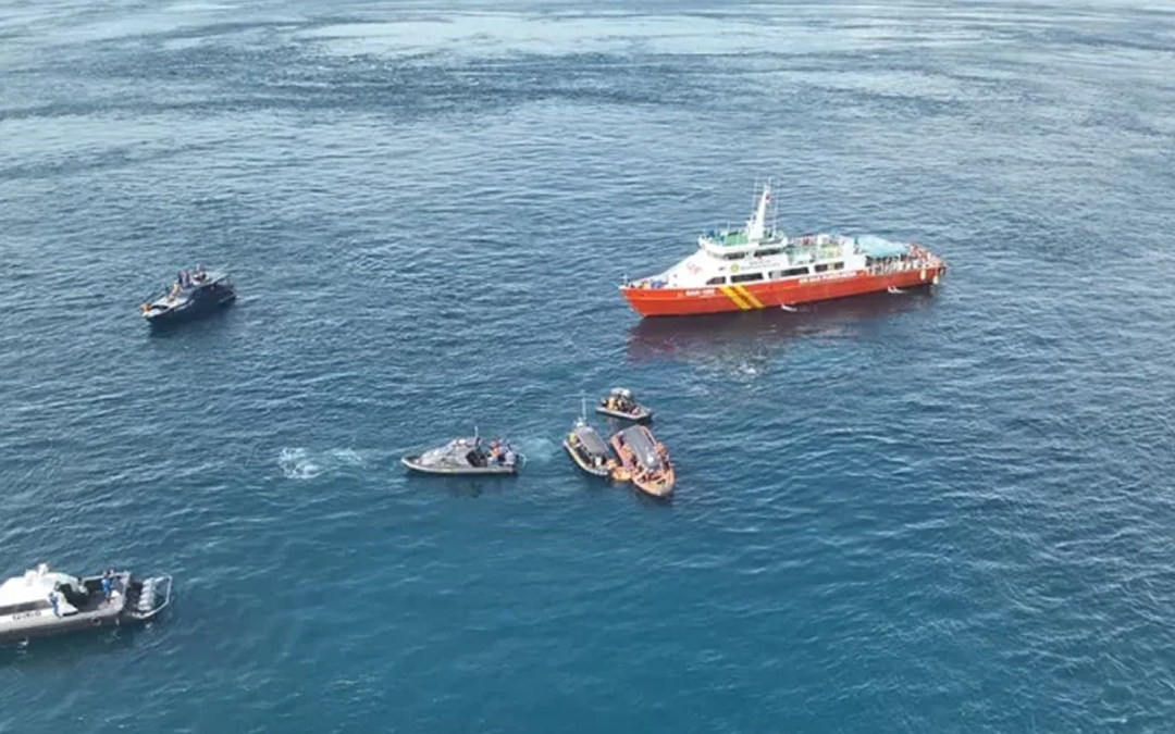 Indonesia: busca a desaparecidos tras naufragio en el mar de Java