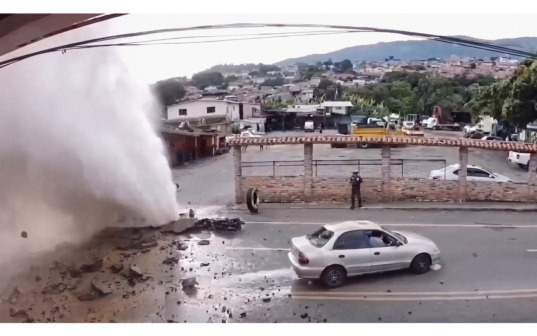 Explosión de tubería matriz de agua deja heridos en Táchira