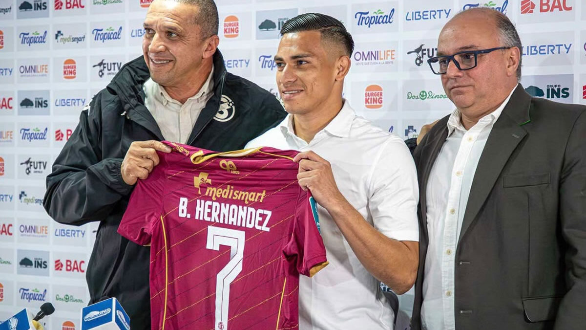 Bancy Hernández recibe buenas noticias sobre su estado físico en Saprissa