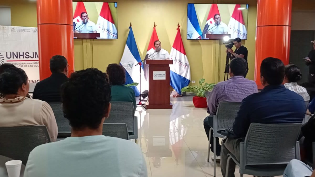 Docentes universitarios intercambian experiencias en emprendimiento