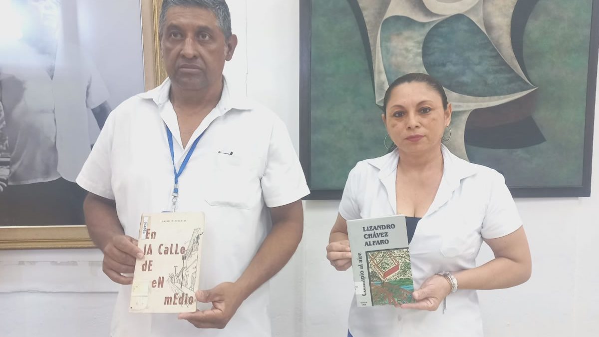 Inauguran exposición de libros y revistas por la autonomía del Caribe