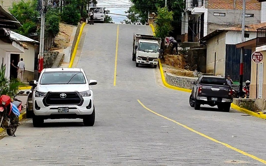 Ocotal mejora seis calles en los barrios Monseñor Madrigal y 19 de Julio