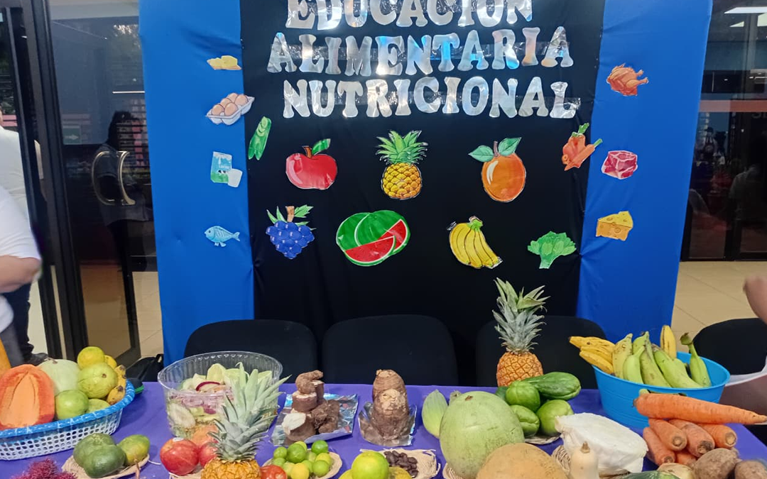 Escuelas Normales presentan proyectos innovadores de gastronomía saludable