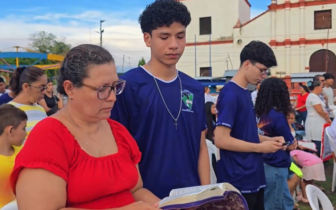 León conmemora 457 años de la traducción de la Biblia al español