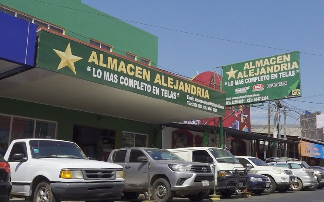 Temporada de fin de año aumenta la demanda de telas en Nicaragua