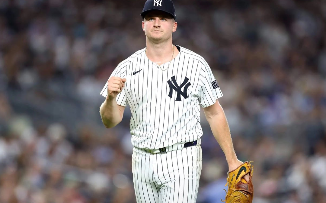 Yankees pierden a Clarke Schmidt para el resto de Playoffs